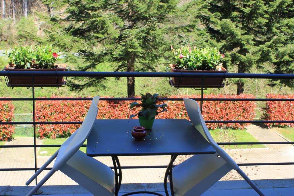 Hotel Abetaia Леванто Екстериор снимка
