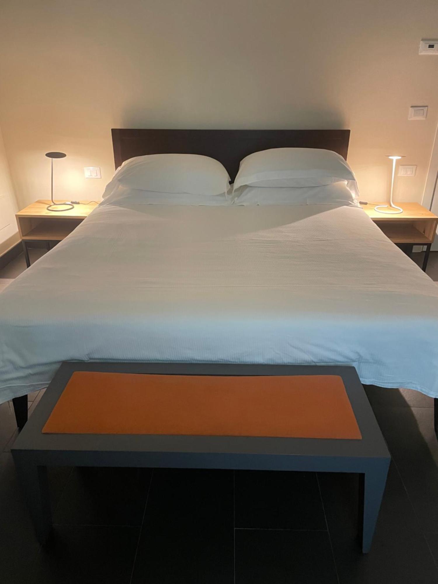 Hotel Abetaia Леванто Екстериор снимка